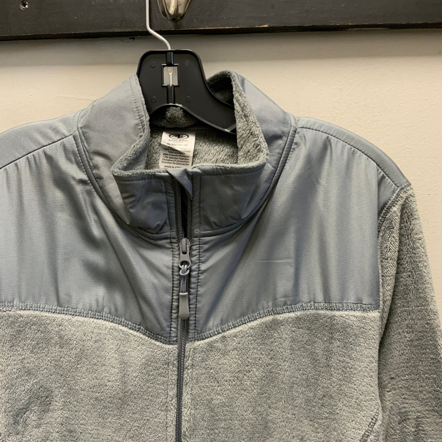 Jacket Fleece By Athletic Works In Grey, Size: Xl