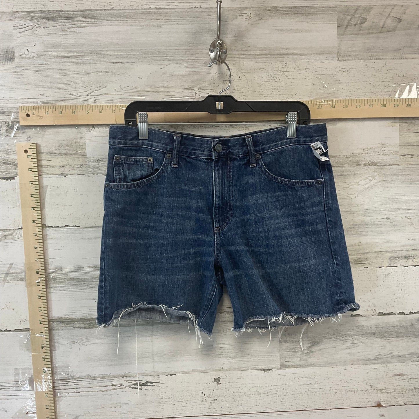 Shorts By Gap  Size: 6