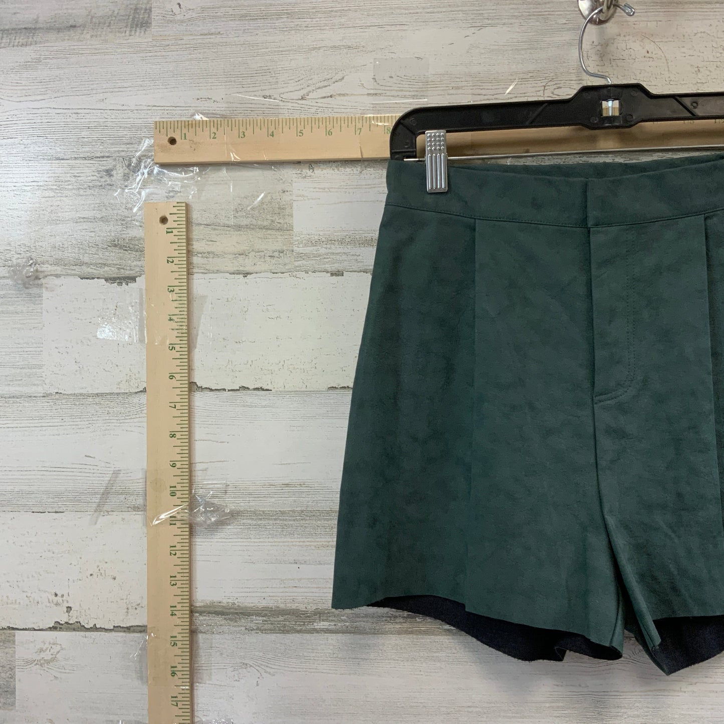 Green Shorts Sage, Size S