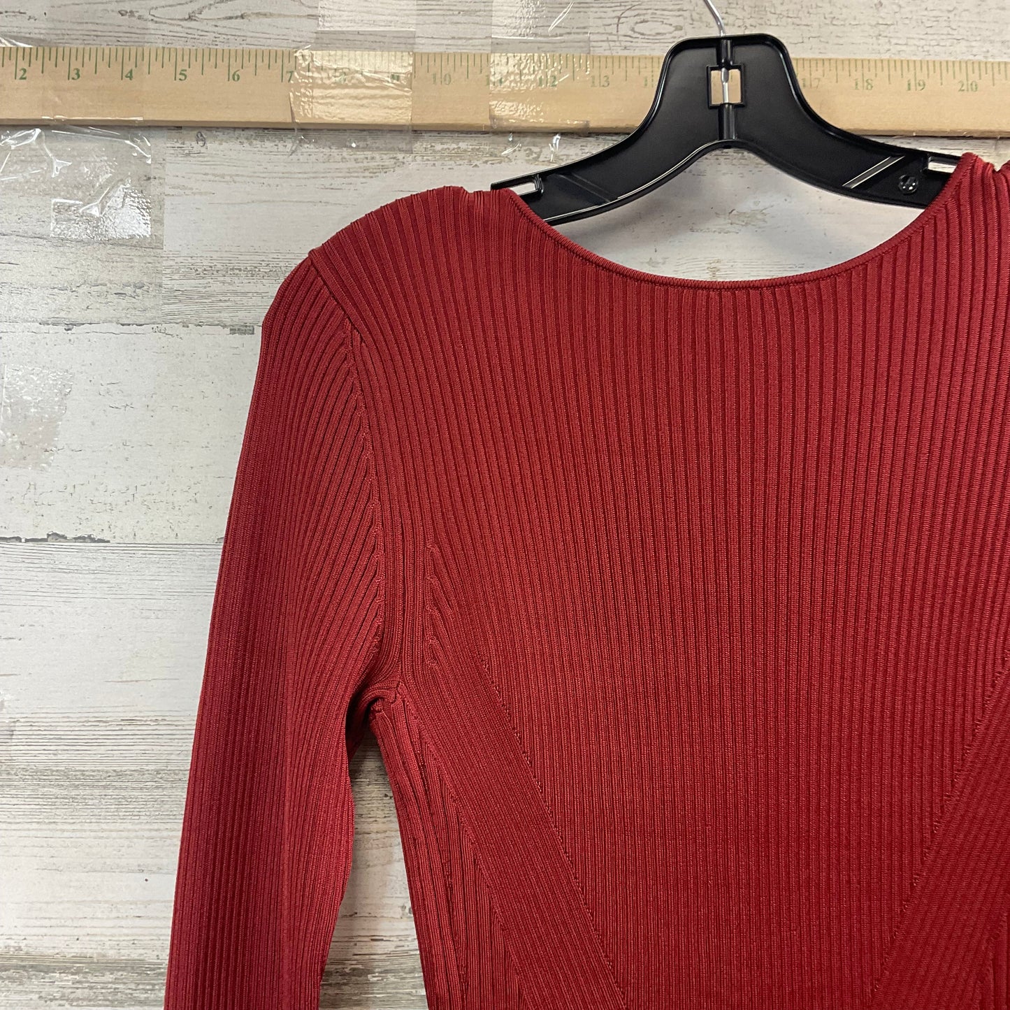 Top Long Sleeve By Banana Republic In Red, Size: M