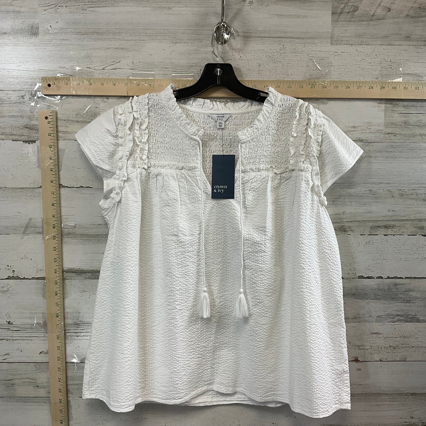 White Top Short Sleeve Crown And Ivy, Size Xxl