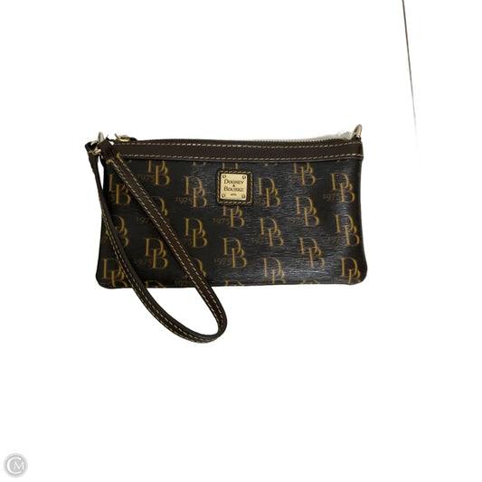 Wristlet Designer By Dooney And Bourke, Size: Medium