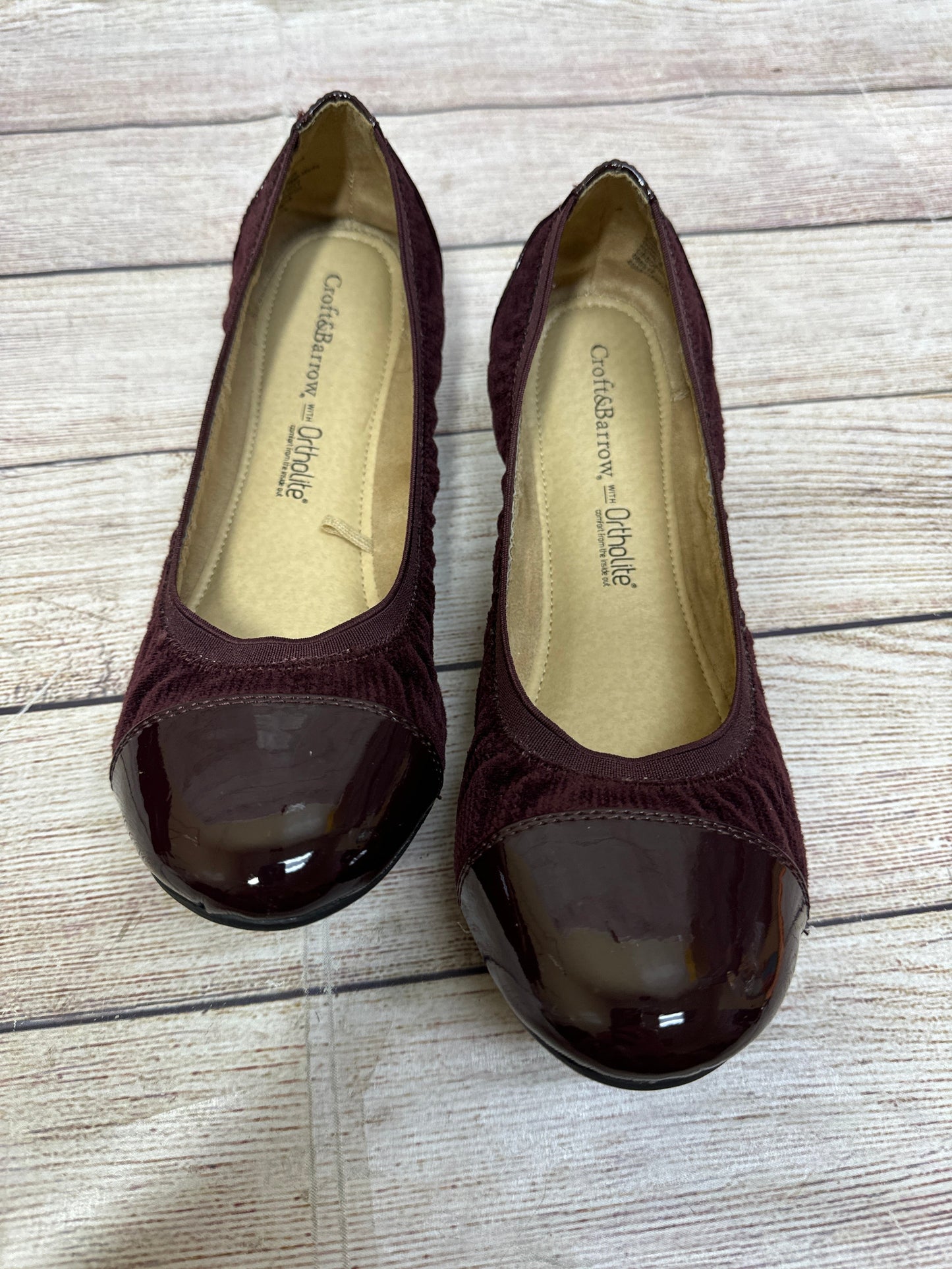 Shoes Flats By Croft And Barrow In Maroon, Size: 9