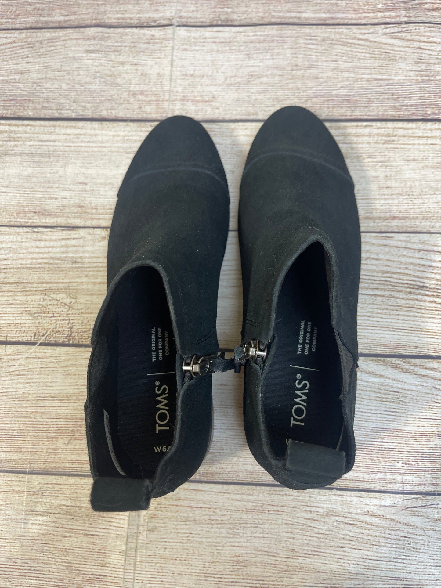 Boots Ankle Flats By Toms In Black, Size: 6.5