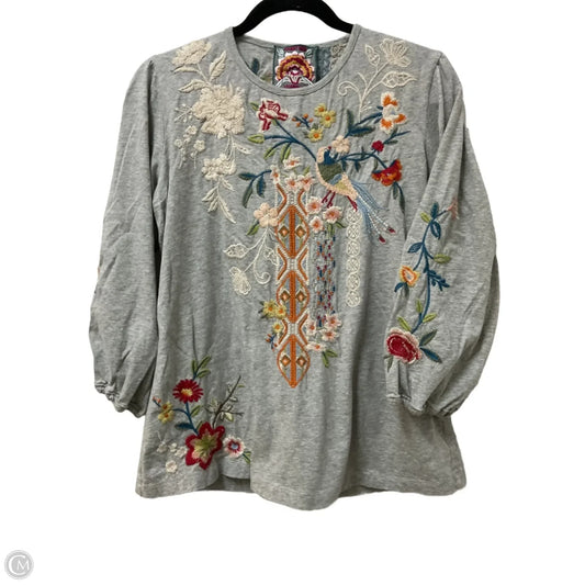 Top 3/4 Sleeve By Johnny Was In Grey, Size: S