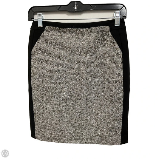 Skirt Mini & Short By White House Black Market In Black & Tan, Size: 2