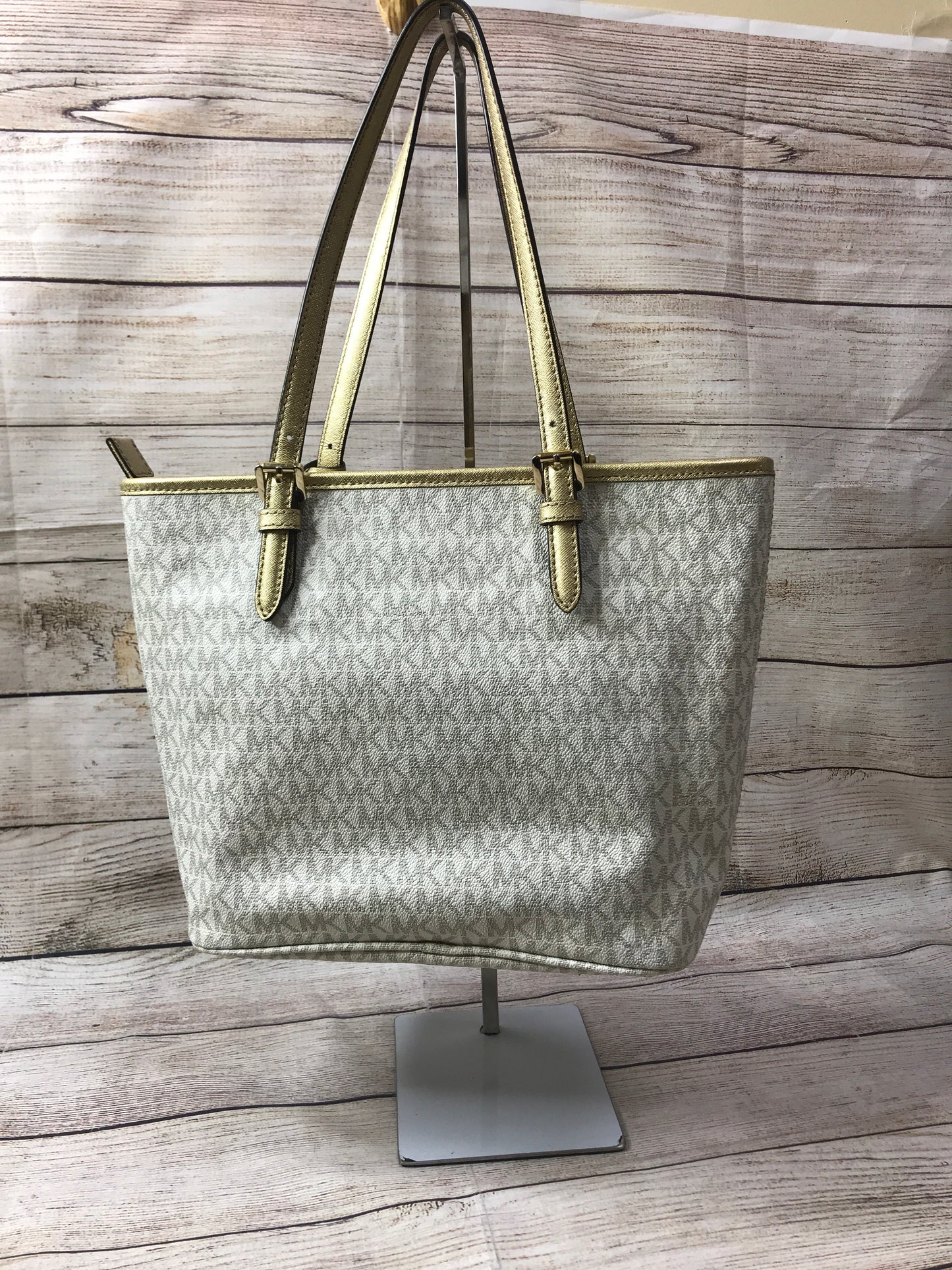 Handbag By Michael Kors  Size: Medium