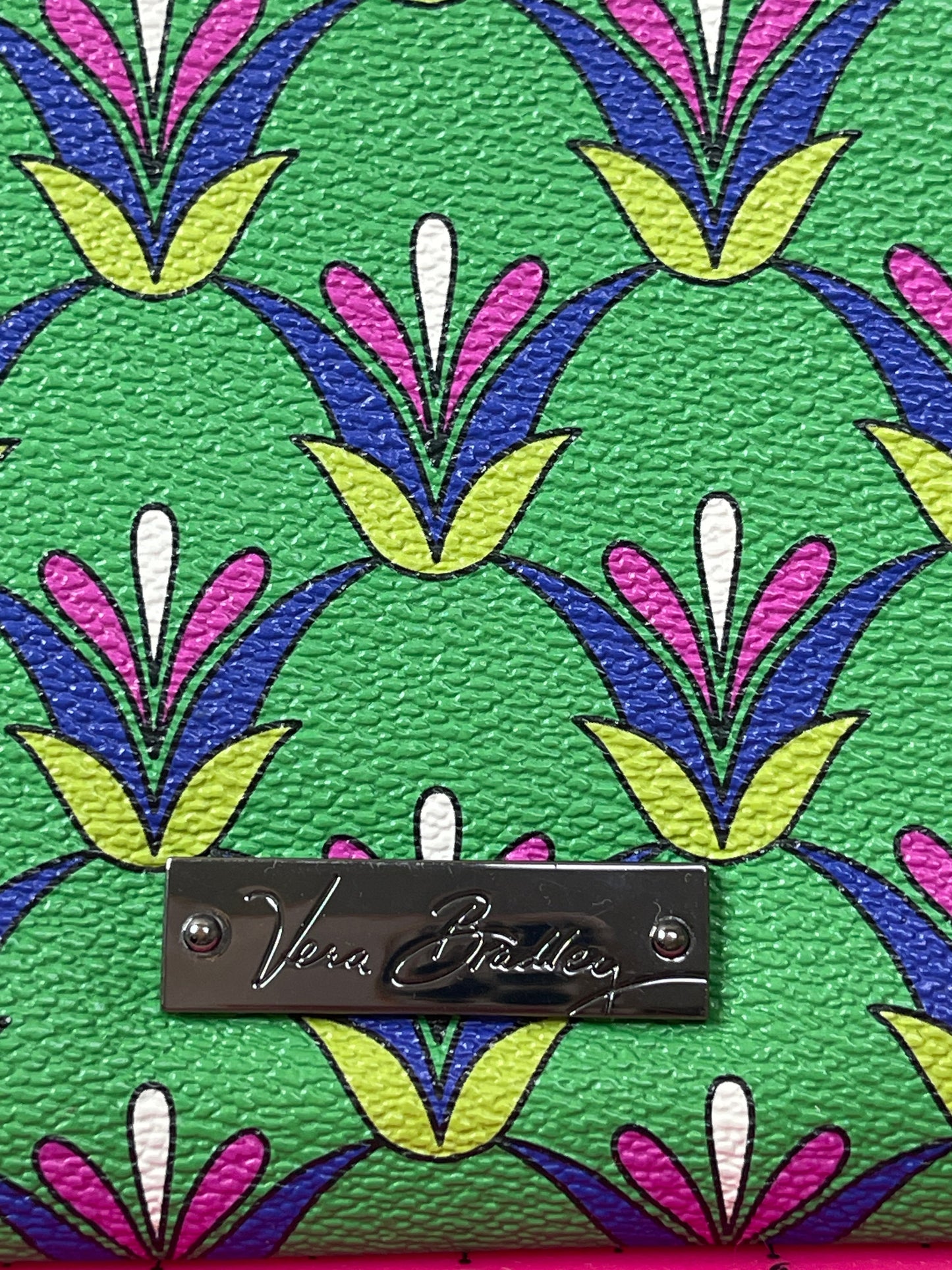 Wristlet Designer Vera Bradley, Size Large