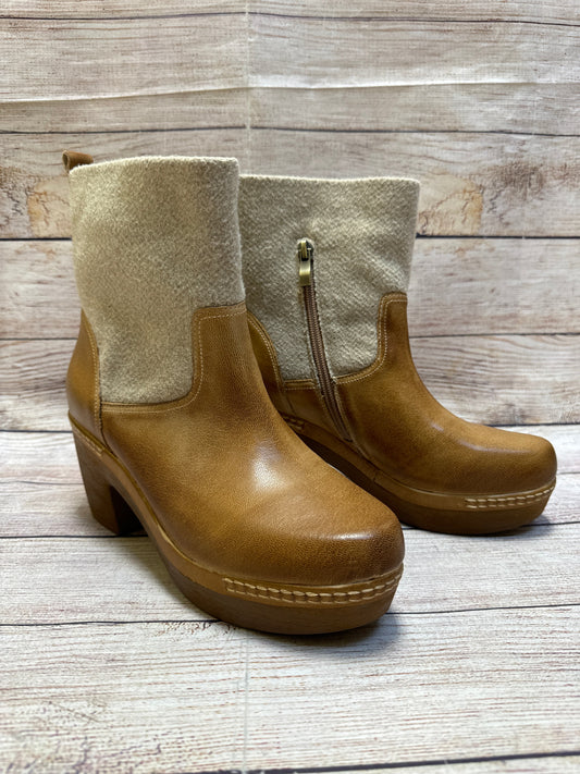 Boots Leather By Sundance In Tan, Size: 8.5