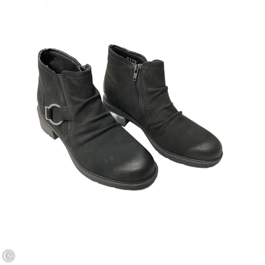 Boots Ankle Flats By Clarks In Black, Size: 9