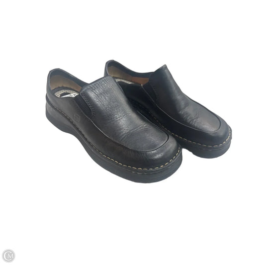 Shoes Flats By Born In Black, Size: 6.5