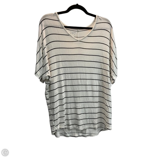 Top Short Sleeve Basic By Maurices In Striped Pattern, Size: Xs