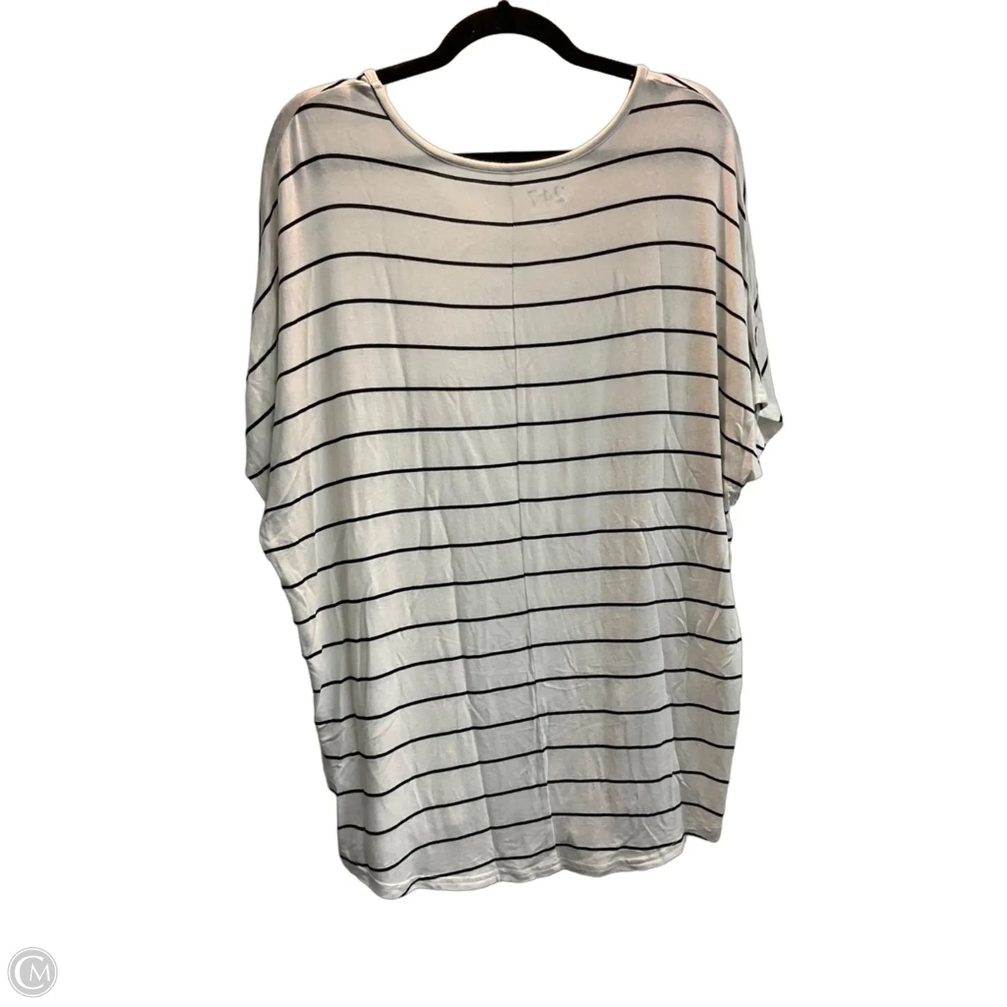 Top Short Sleeve Basic By Maurices In Striped Pattern, Size: Xs