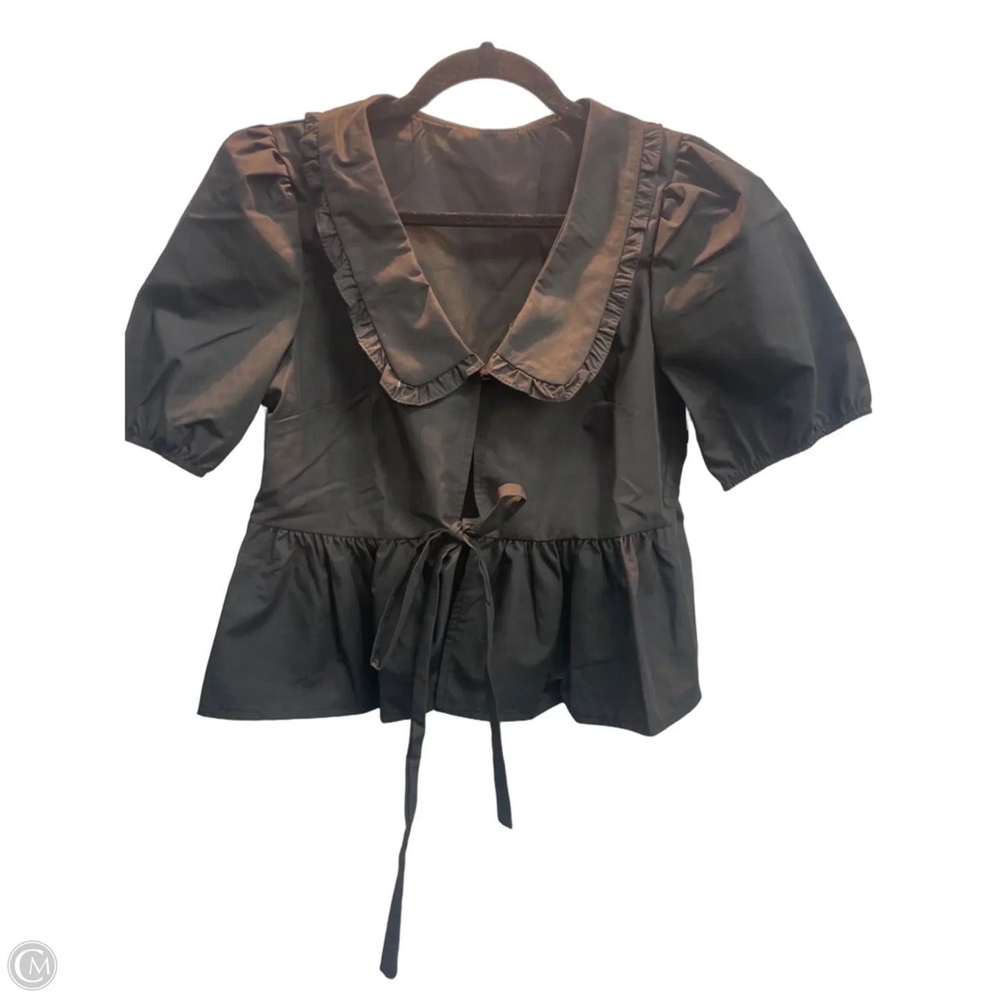 Top Short Sleeve By Clothes Mentor In Black, Size: M