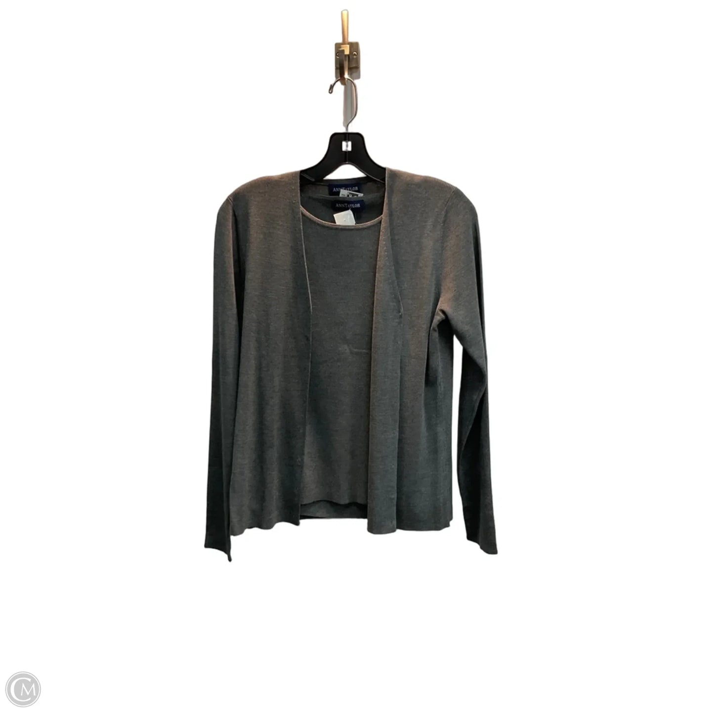 Top 2pc Long Sleeve By Ann Taylor In Ivory, Size: S