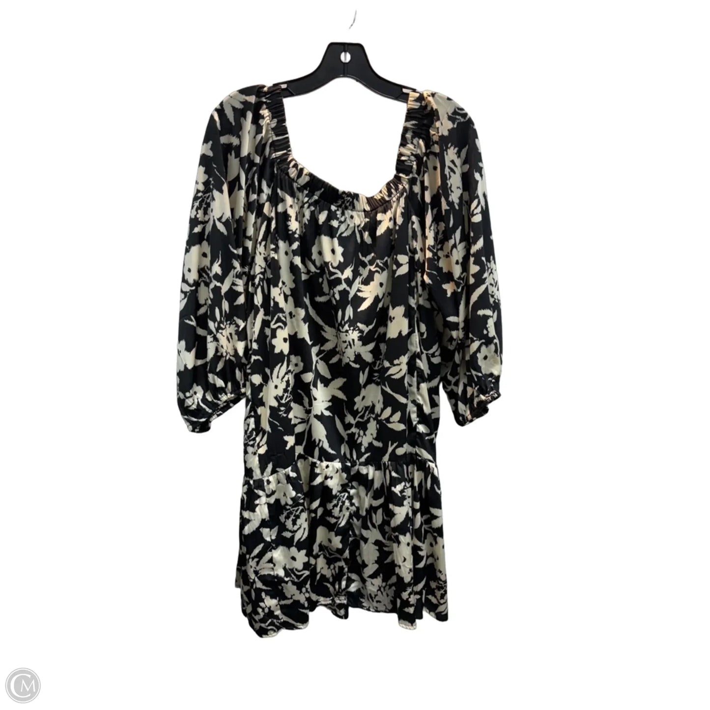 Dress Casual Short By Entro In Black & White, Size: L