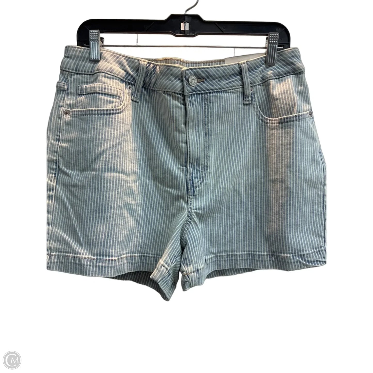 Shorts By Maurices In Blue Denim, Size: 16