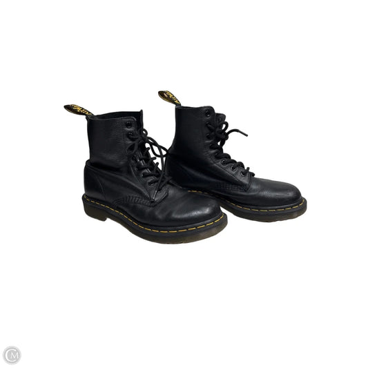 Boots Ankle Flats By Dr Martens In Black, Size: 8