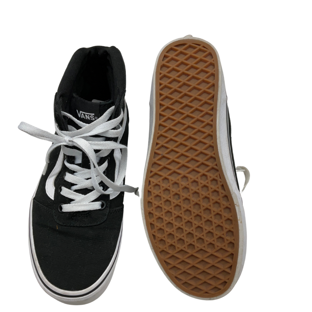 Shoes Sneakers By Vans In Black & White, Size: 8