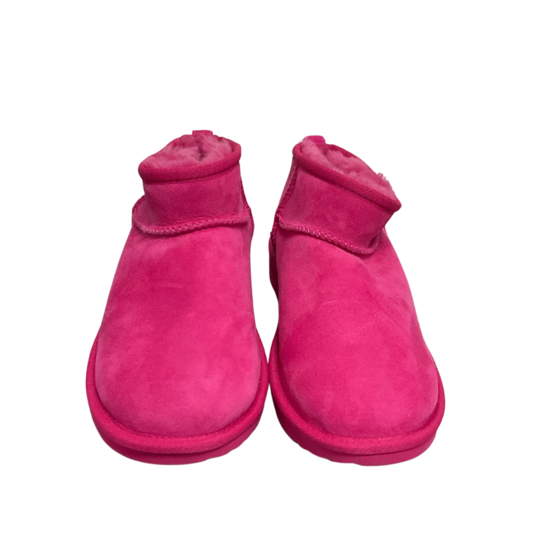 Boots Ankle Flats By Ugg In Pink, Size: 6