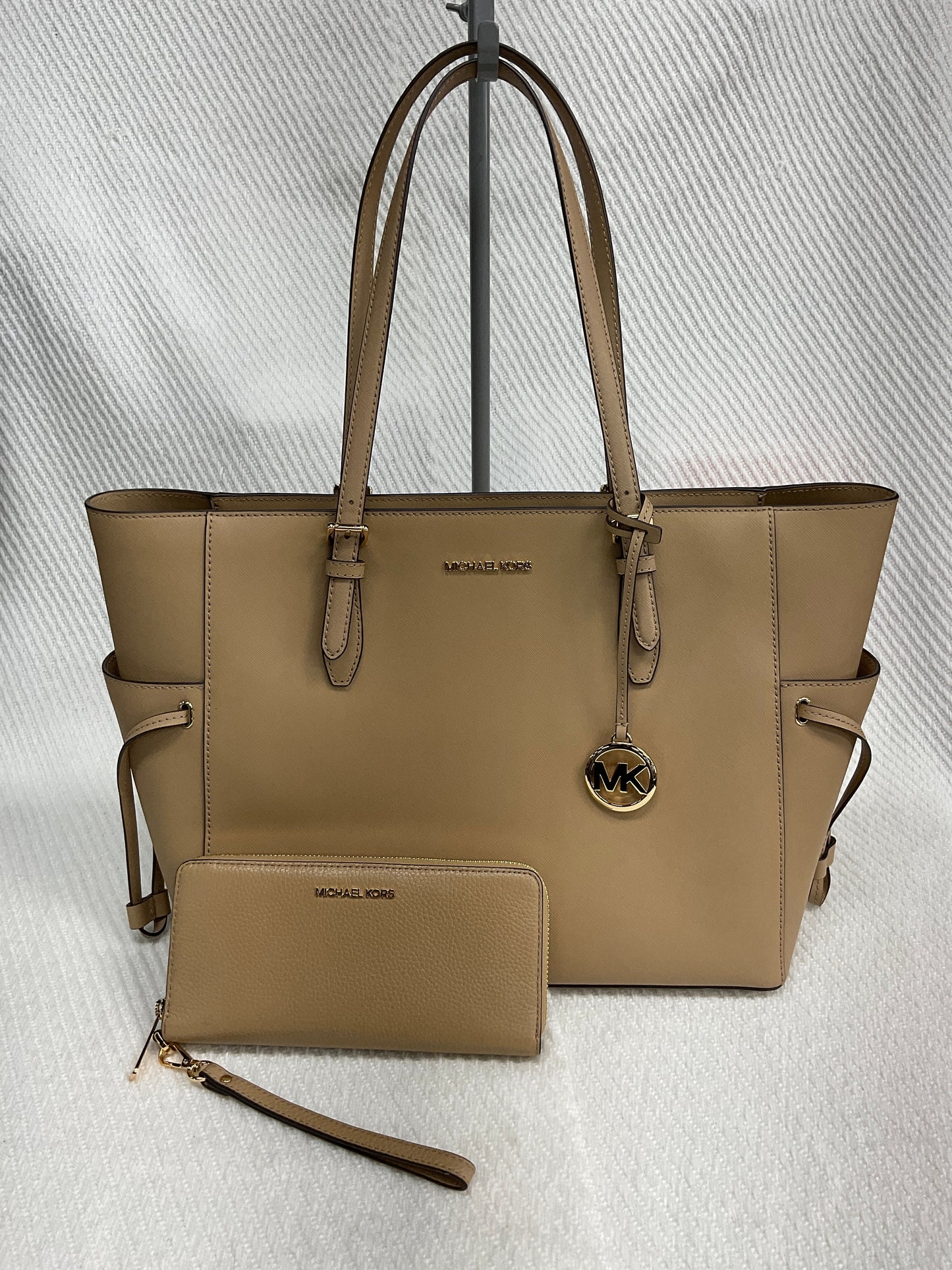 Tote Designer Michael Kors, Size Large