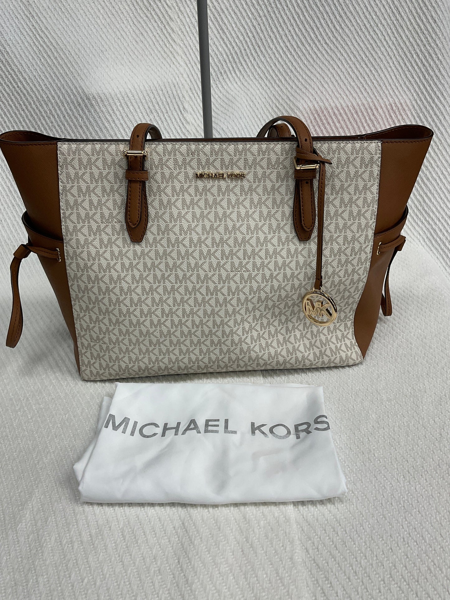 Tote Designer Michael Kors, Size Large