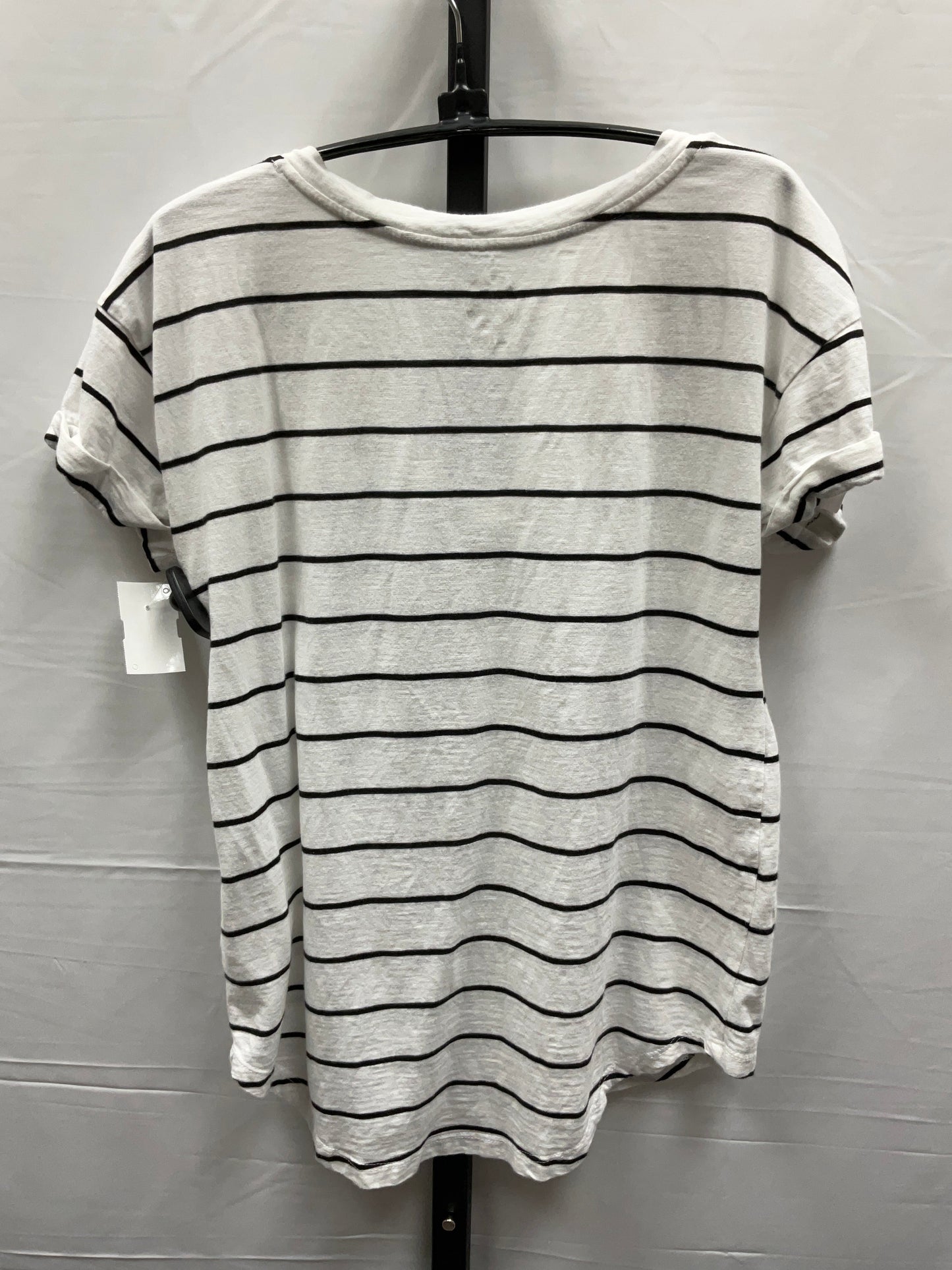 Top Short Sleeve Basic By Maurices  Size: Xs