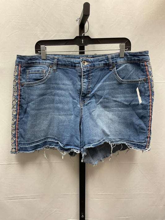 Shorts By Terra & Sky  Size: 18