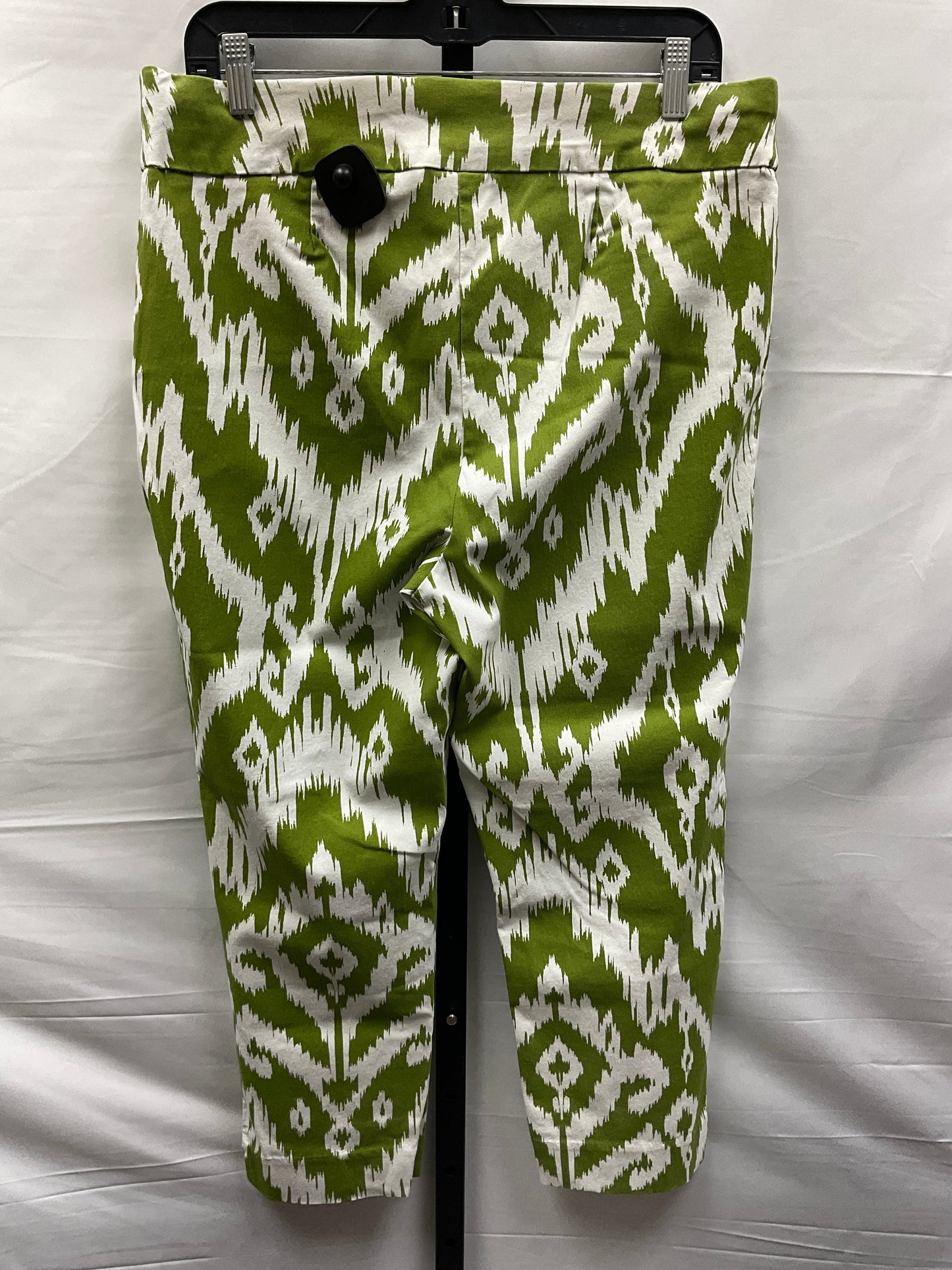 Green & White Pants Cropped Chicos, Size 14