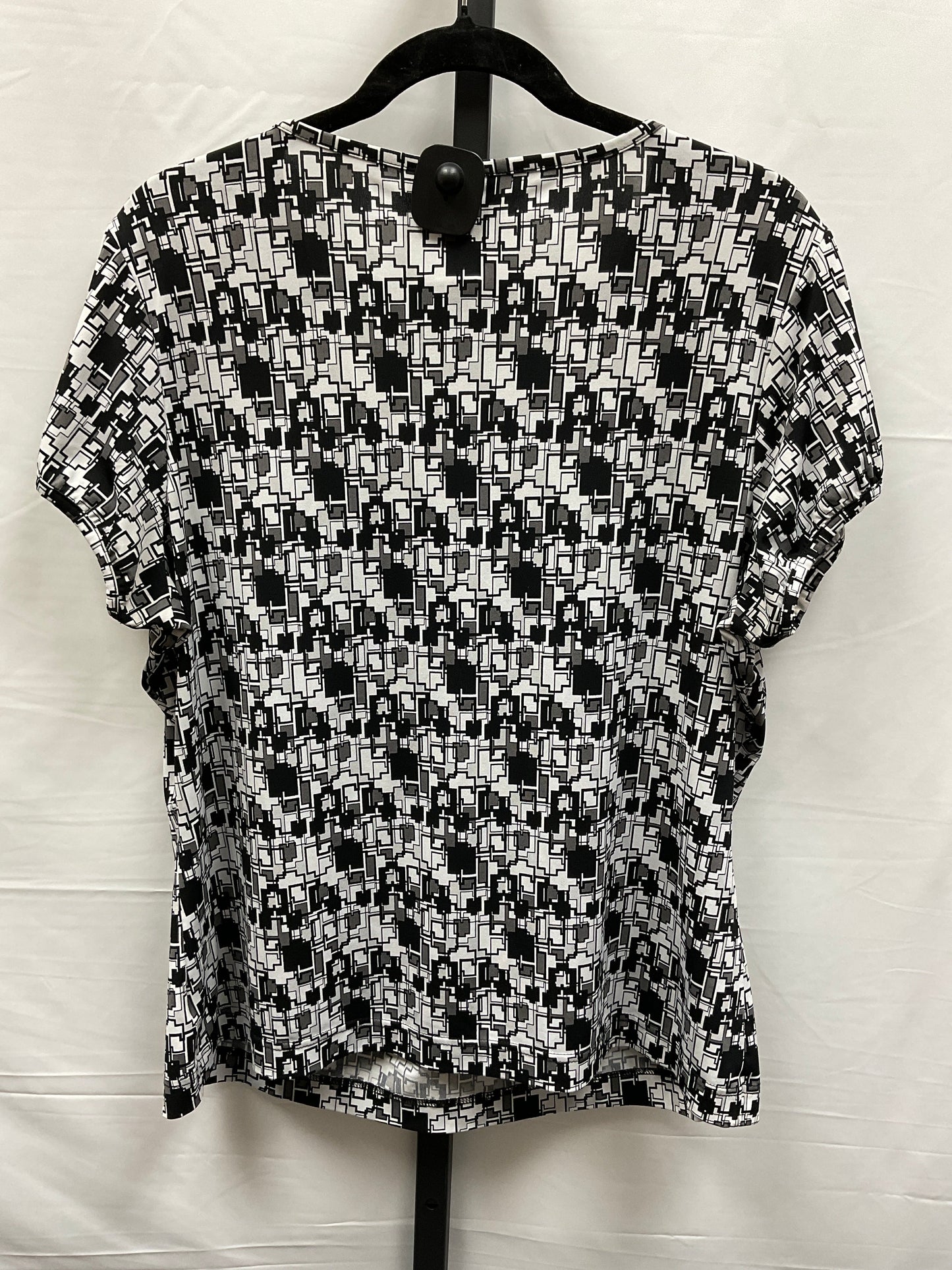 Black & White Top Short Sleeve Worthington, Size 1x