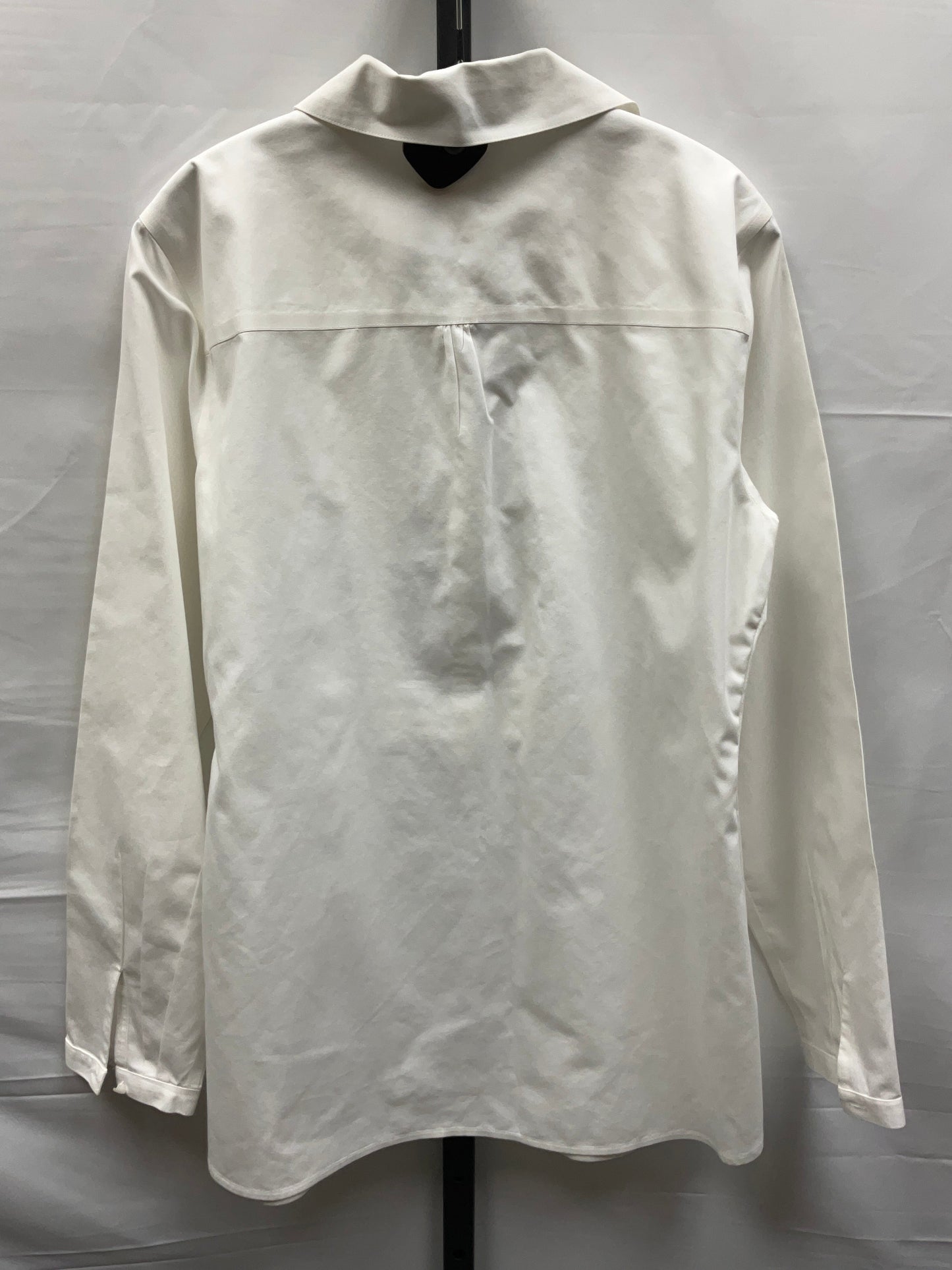 White Top Long Sleeve Coldwater Creek, Size M