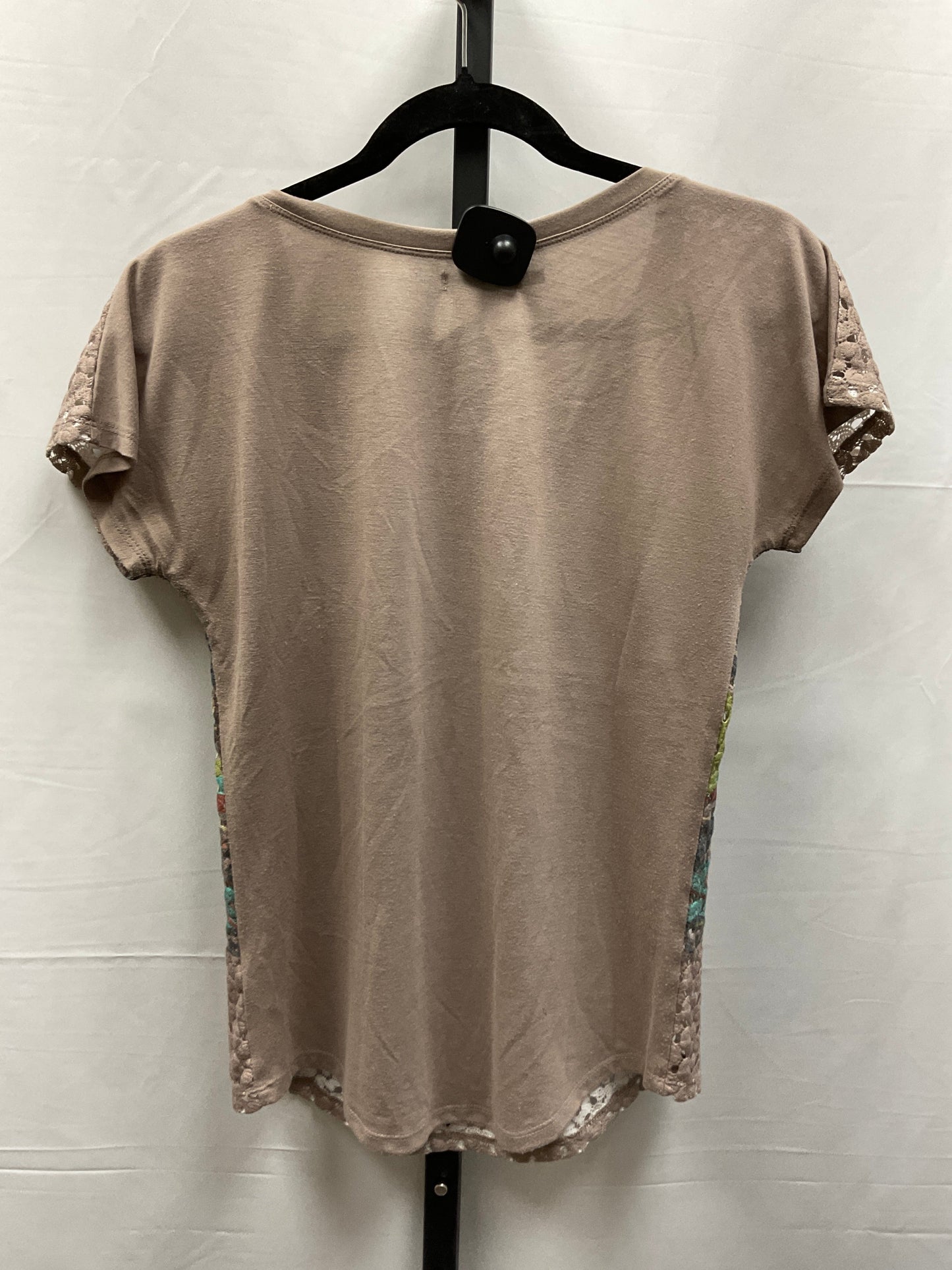 Top Short Sleeve By Maurices In Multi-colored, Size: S