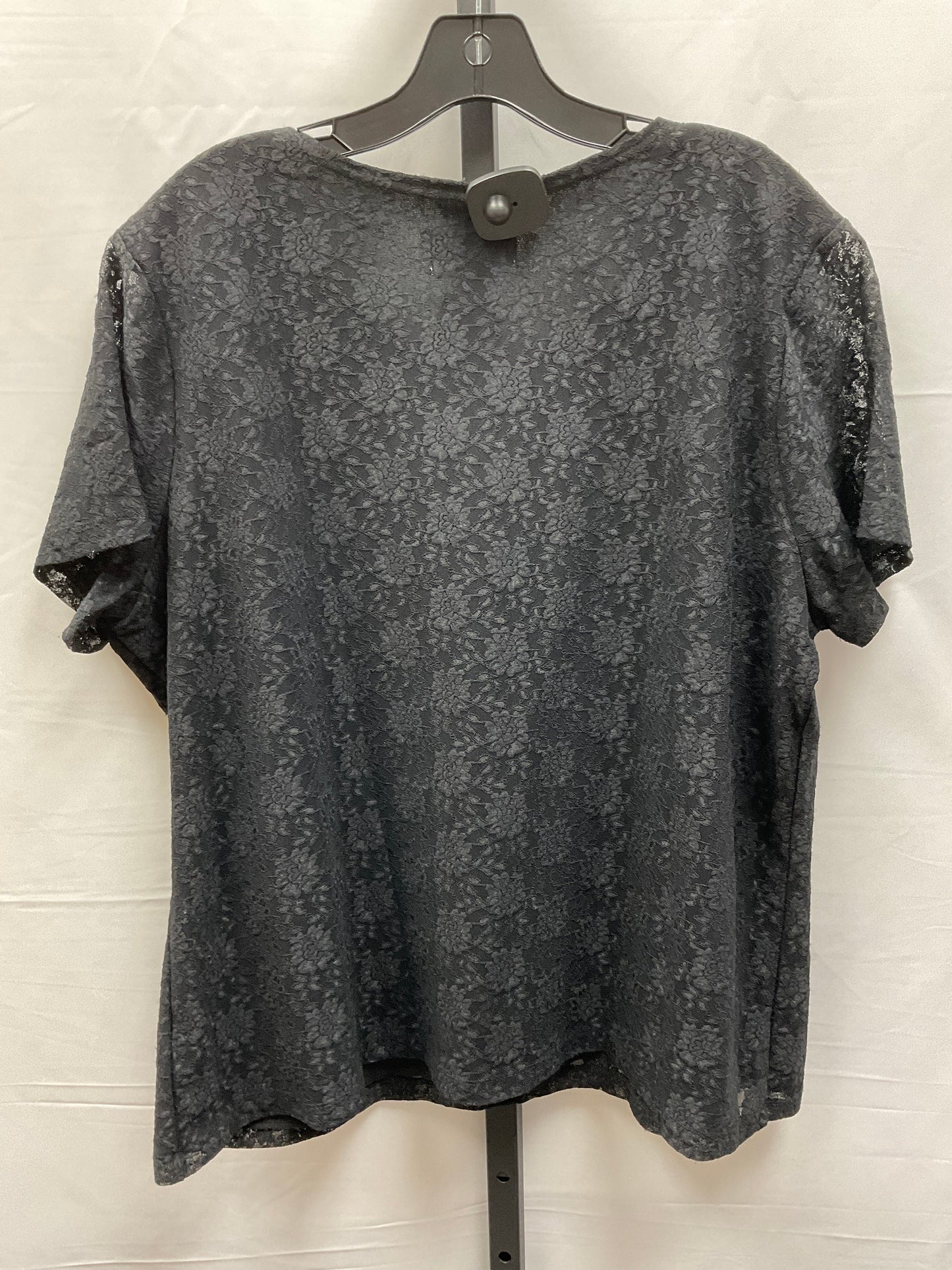 Top Short Sleeve By Covington In Black, Size: 2x