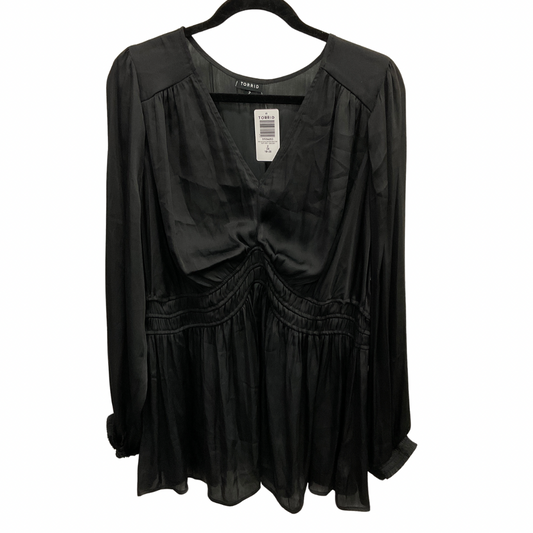 Top Long Sleeve By Torrid In Black, Size: 2x