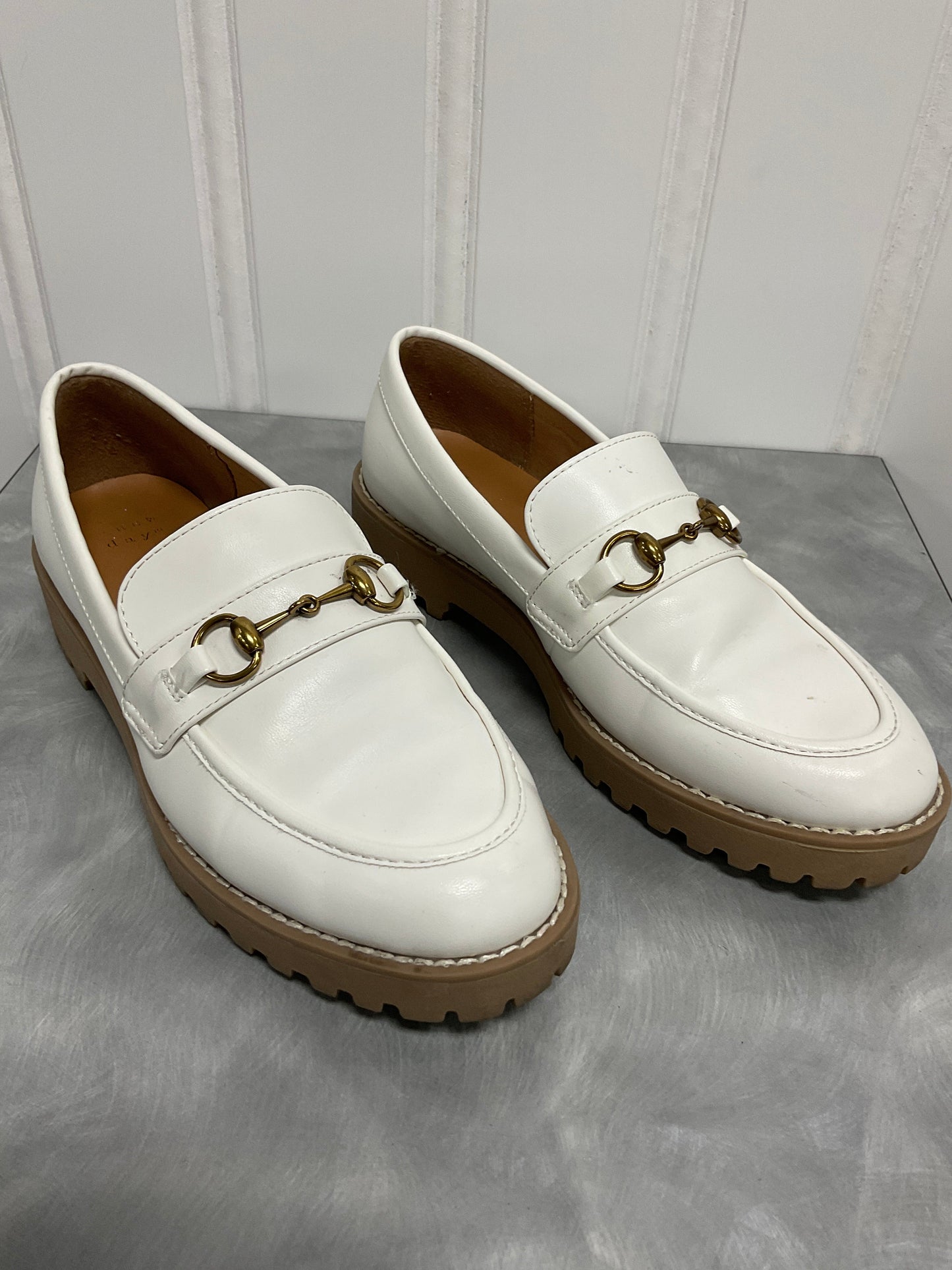 Shoes Flats By A New Day In White, Size: 6.5