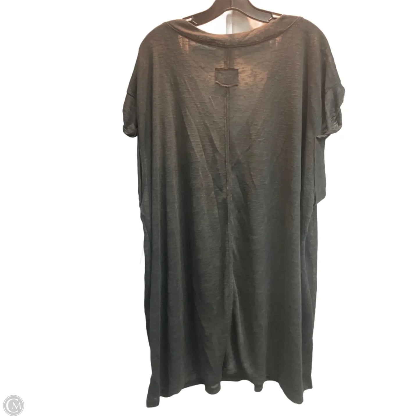 Top Short Sleeve By Torrid In Grey, Size: 4x
