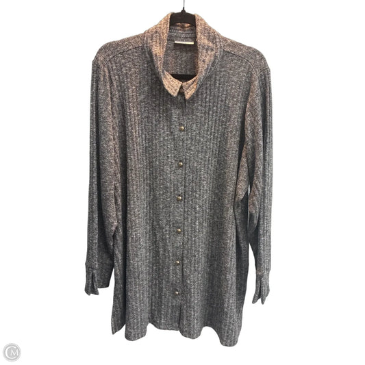 Top Long Sleeve By Susan Graver In Grey, Size: 3x