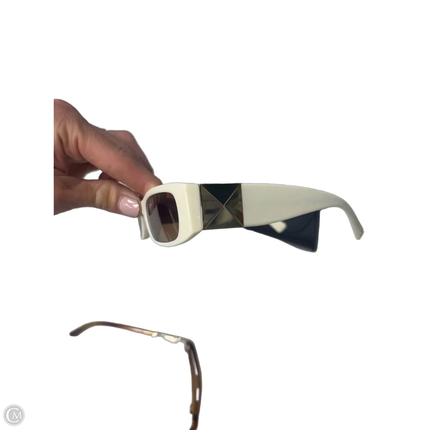 Sunglasses Designer By Valentino-mario