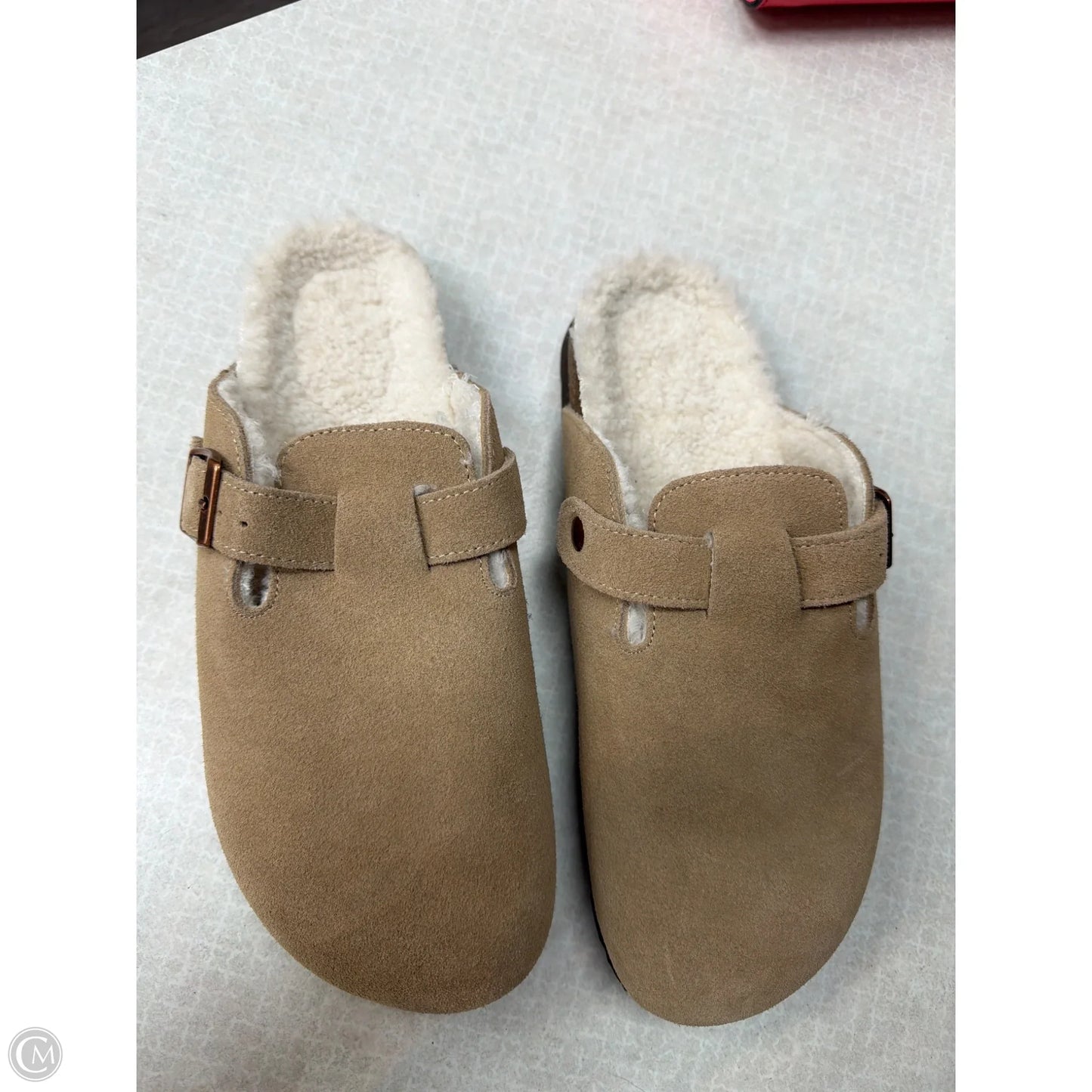 Shoes Flats By Clothes Mentor In Tan, Size: 9