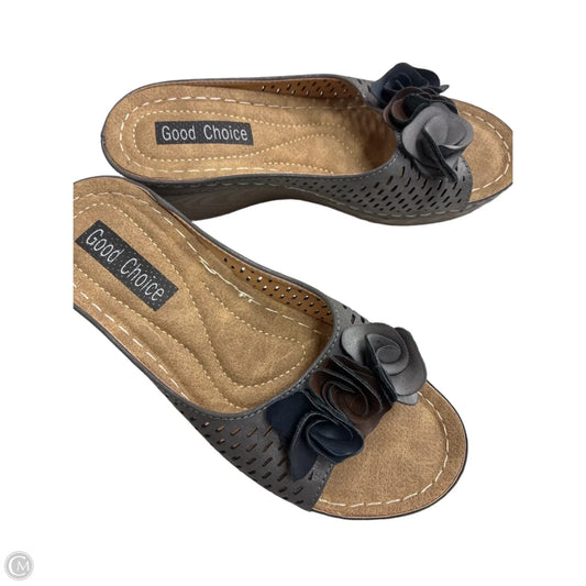 Sandals Heels Wedge By Clothes Mentor In Grey, Size: 7.5