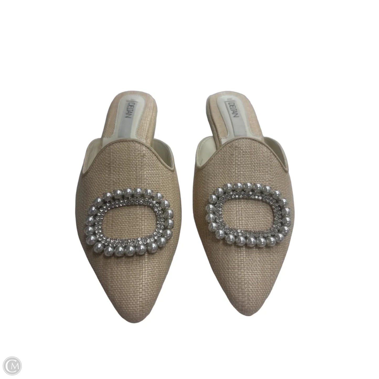 Shoes Flats By Clothes Mentor In Beige, Size: 8.5