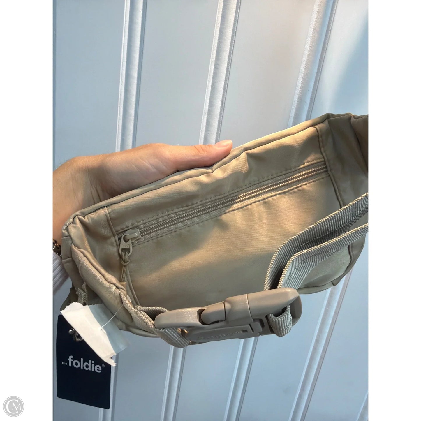 Belt Bag By Clothes Mentor, Size: Medium