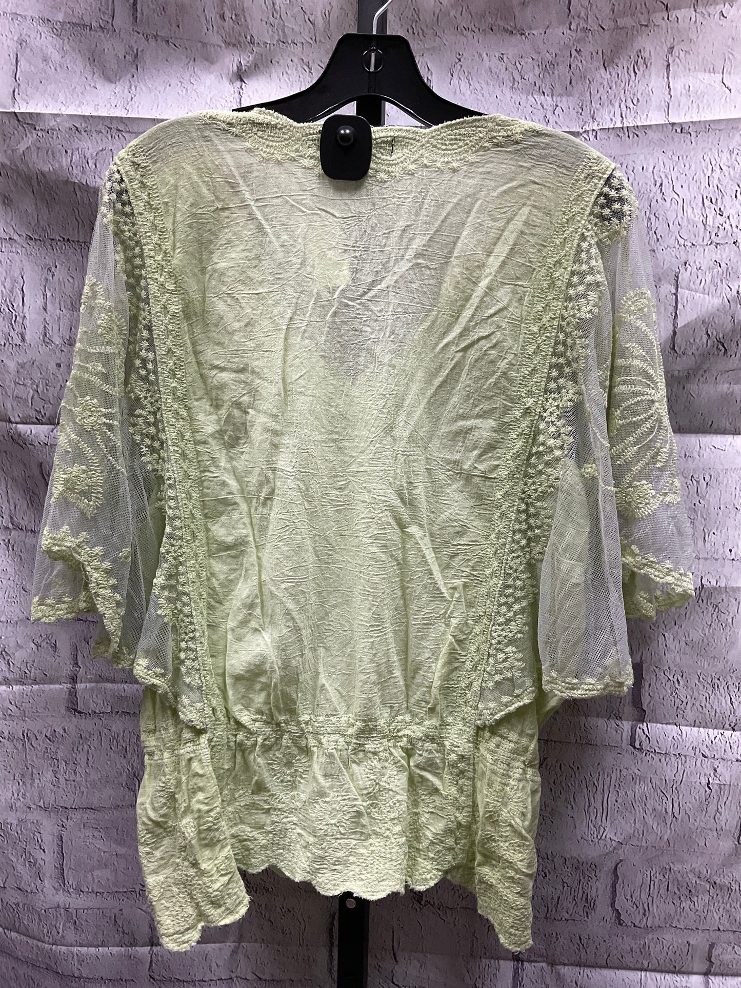 Top Short Sleeve By New York And Co  Size: Xl