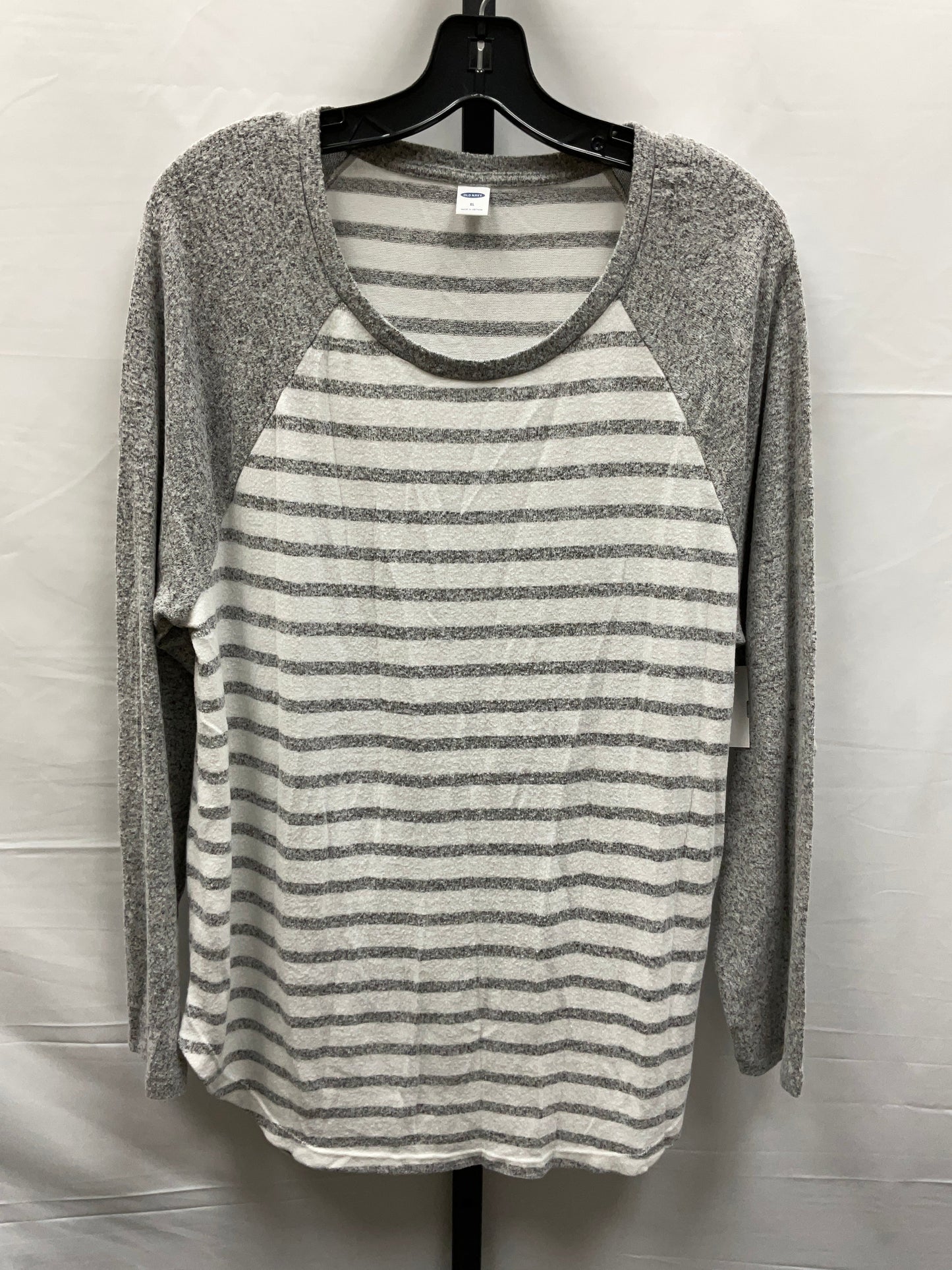 Grey & White Top Long Sleeve Old Navy, Size Xl