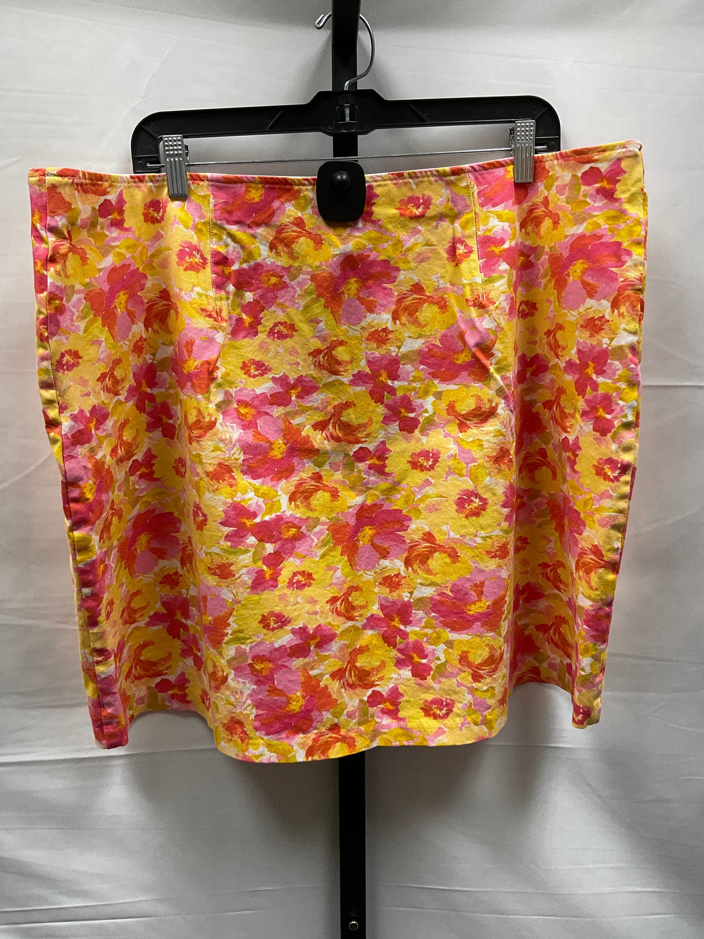 Pink & Yellow Skirt Mini & Short Old Navy, Size 2x