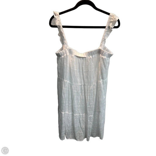 Dress Casual Short By Trixxi In White, Size: L