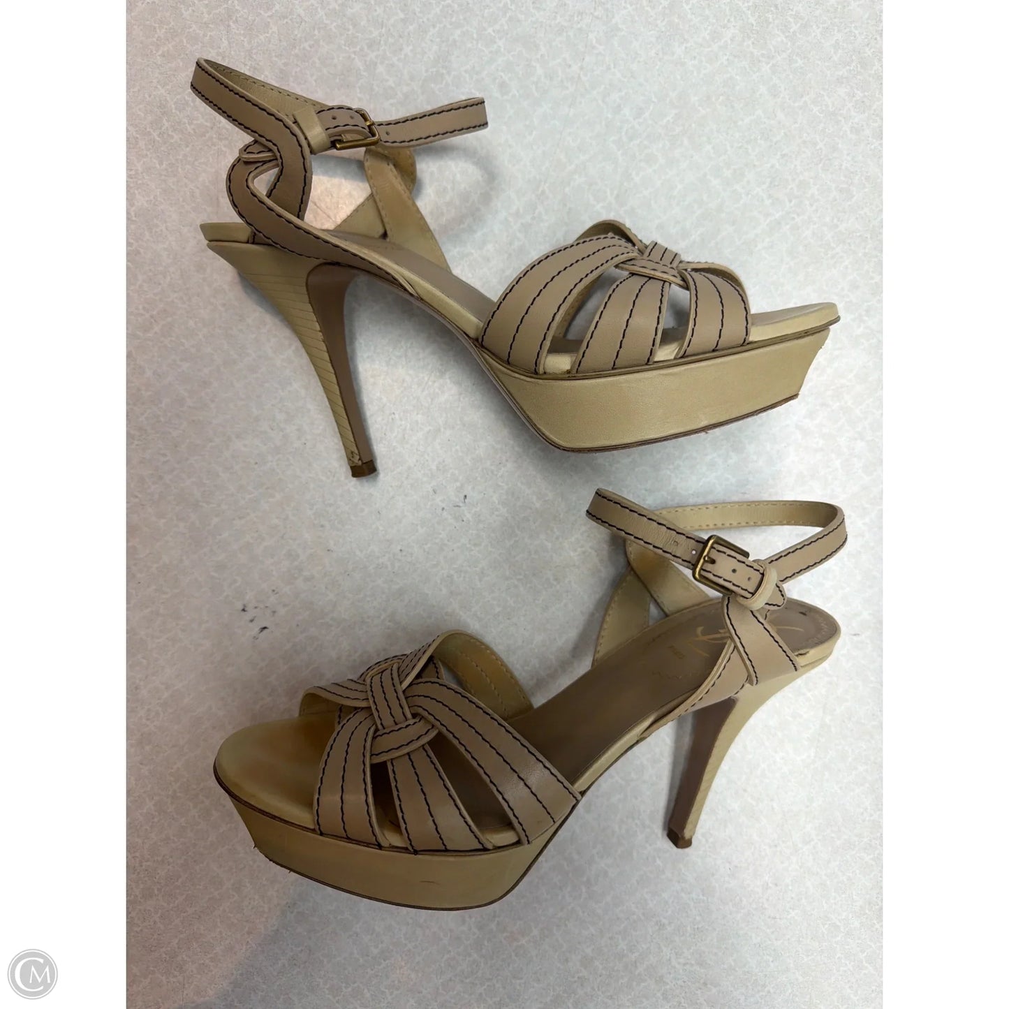 Shoes Luxury Designer By Yves Saint Laurent In Beige, Size: 8.5