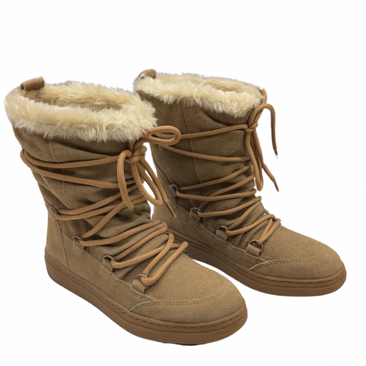 Boots Hiking By Earth In Beige, Size: 5.5