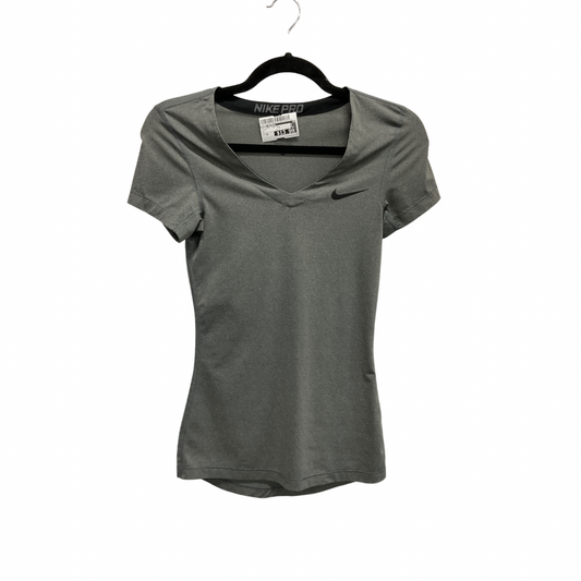 Athletic Top Short Sleeve By Nike Apparel In Grey, Size: Xs