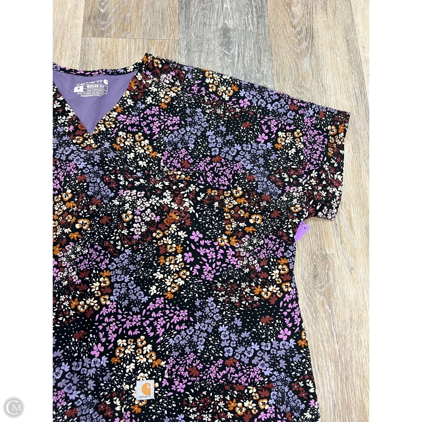 Scrub Top Short Sleeve By Carhartt In Purple, Size: M